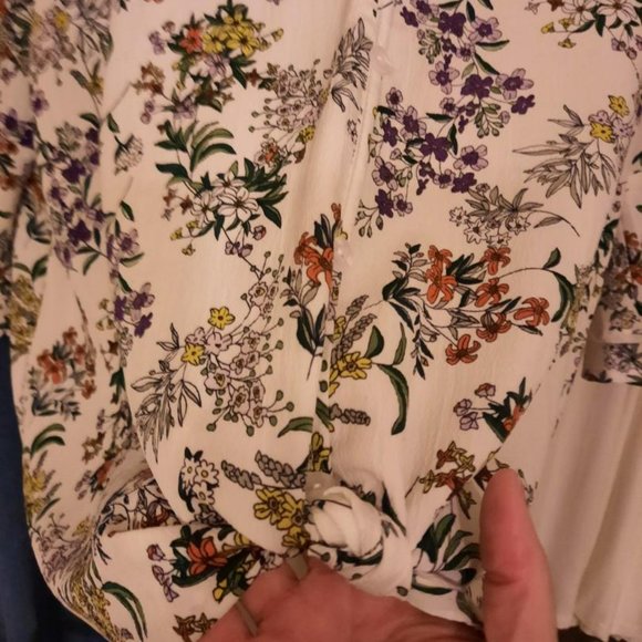 CHRIS & CAROL BLOUSE - Picture 3 of 4